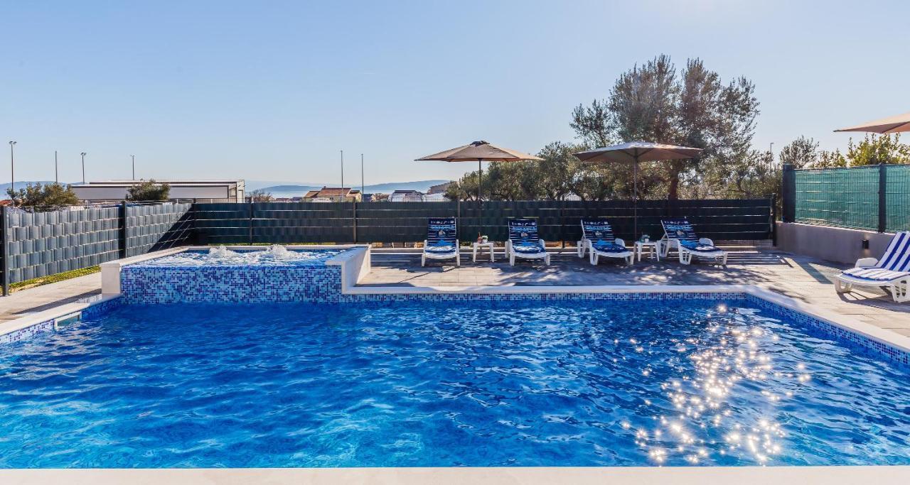 Villa Lamarin Kastela Ngoại thất bức ảnh