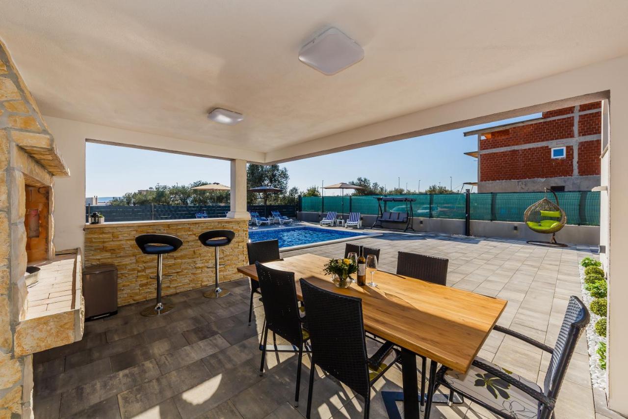 Villa Lamarin Kastela Ngoại thất bức ảnh