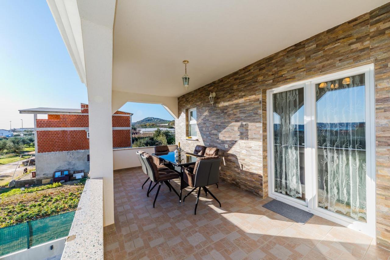 Villa Lamarin Kastela Ngoại thất bức ảnh